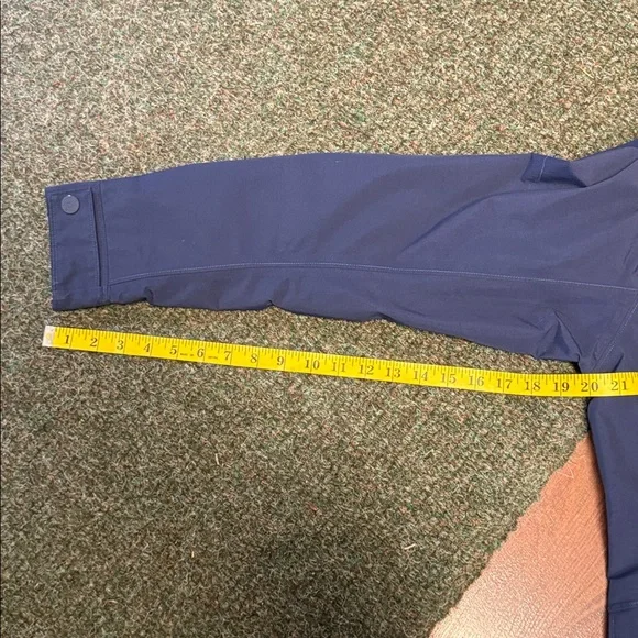 MEC Monsoon Jacket - Picture 6 of 8